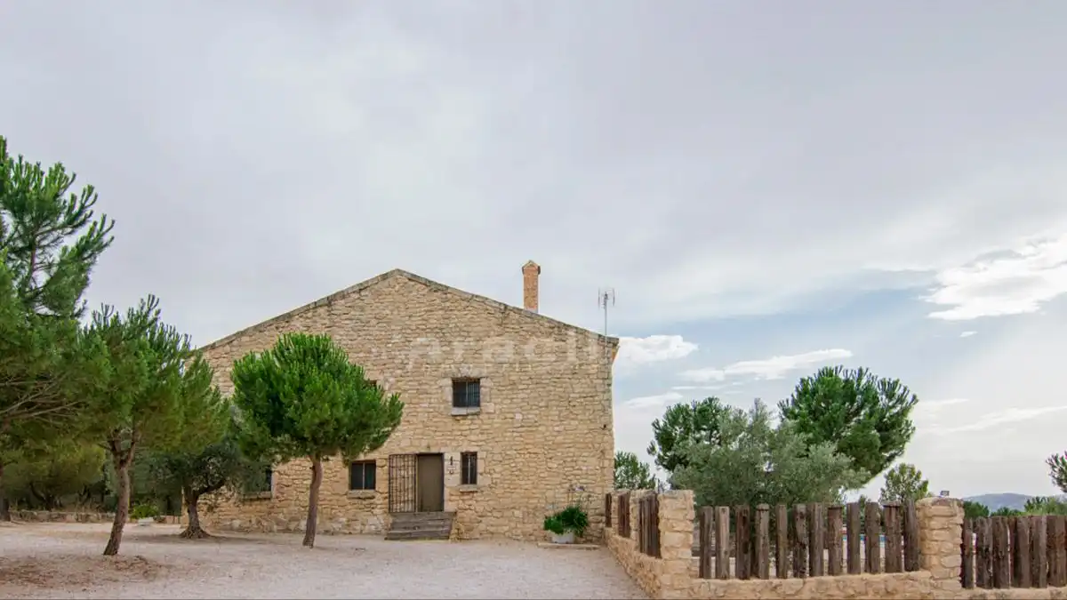 Casa rustica con piscina in vendita a Biar, imagen 3