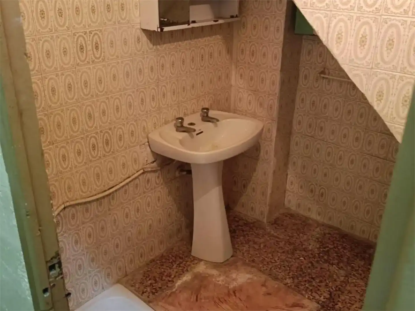 Baño de Casa adosada en venta en Abarán con Aire acondicionado, Trastero y Amueblado
