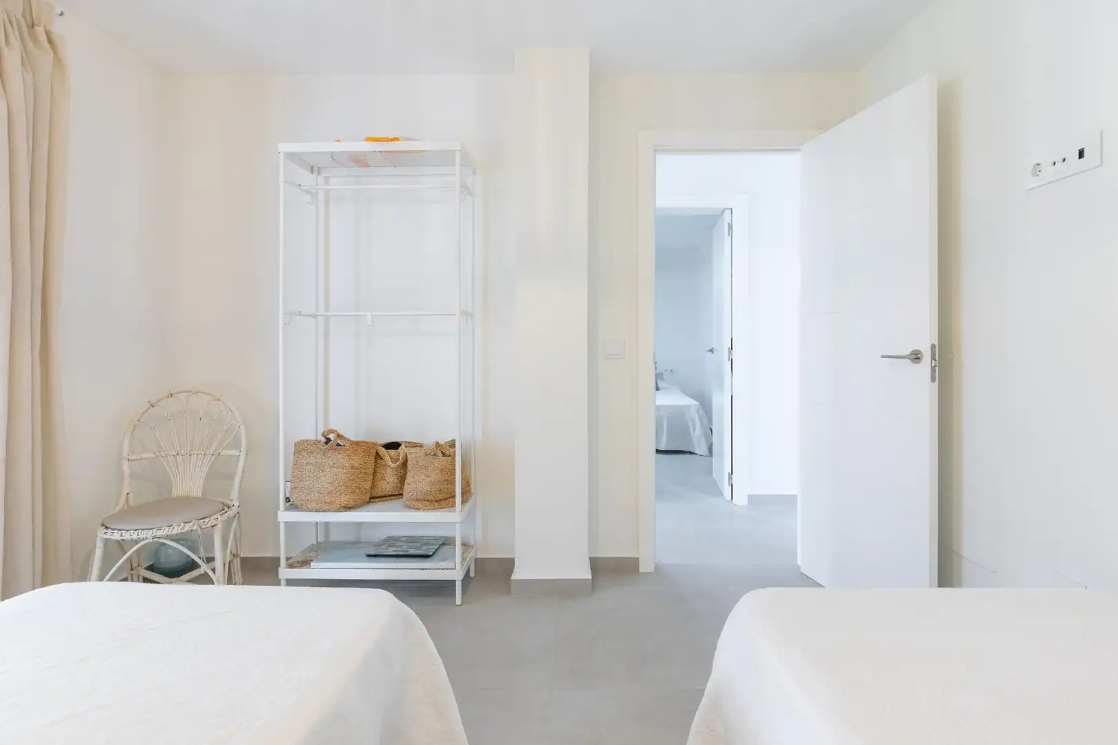 Schlafzimmer von Haus oder Chalet zum Verkauf in Dénia mit Klimaanlage, Heizung und Privatgarten