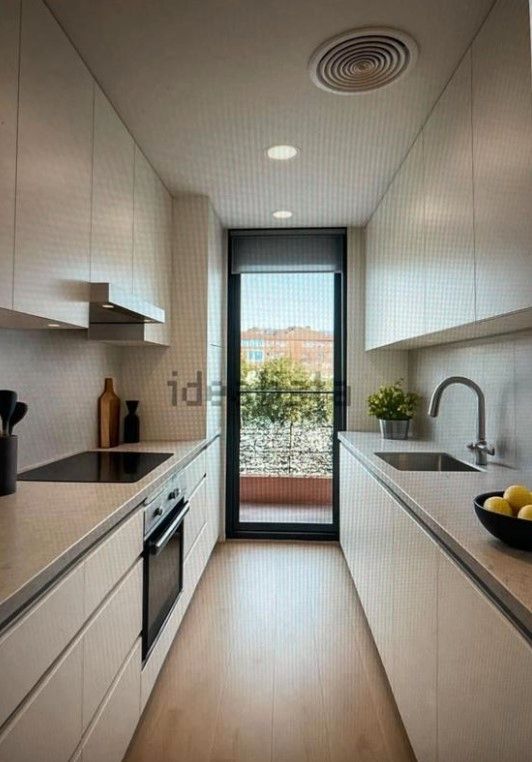 Kitchen of Flat for sale in Málaga Capital  with Air Conditioner, Heating and Terrace