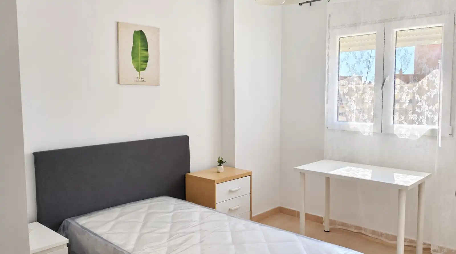 Flat with terrace to rent in Calle Maestro Chapí, imagen 8