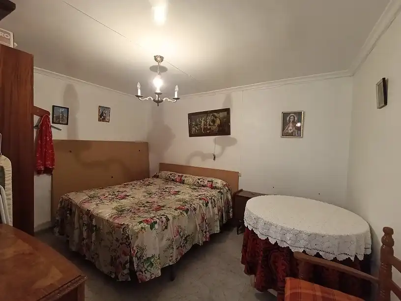 Dormitori de Casa o xalet en venda en Tobarra amb Aire condicionat, Terrassa i Moblat