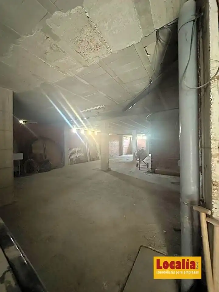 Local commercial à louer à Cartes, imagen 6