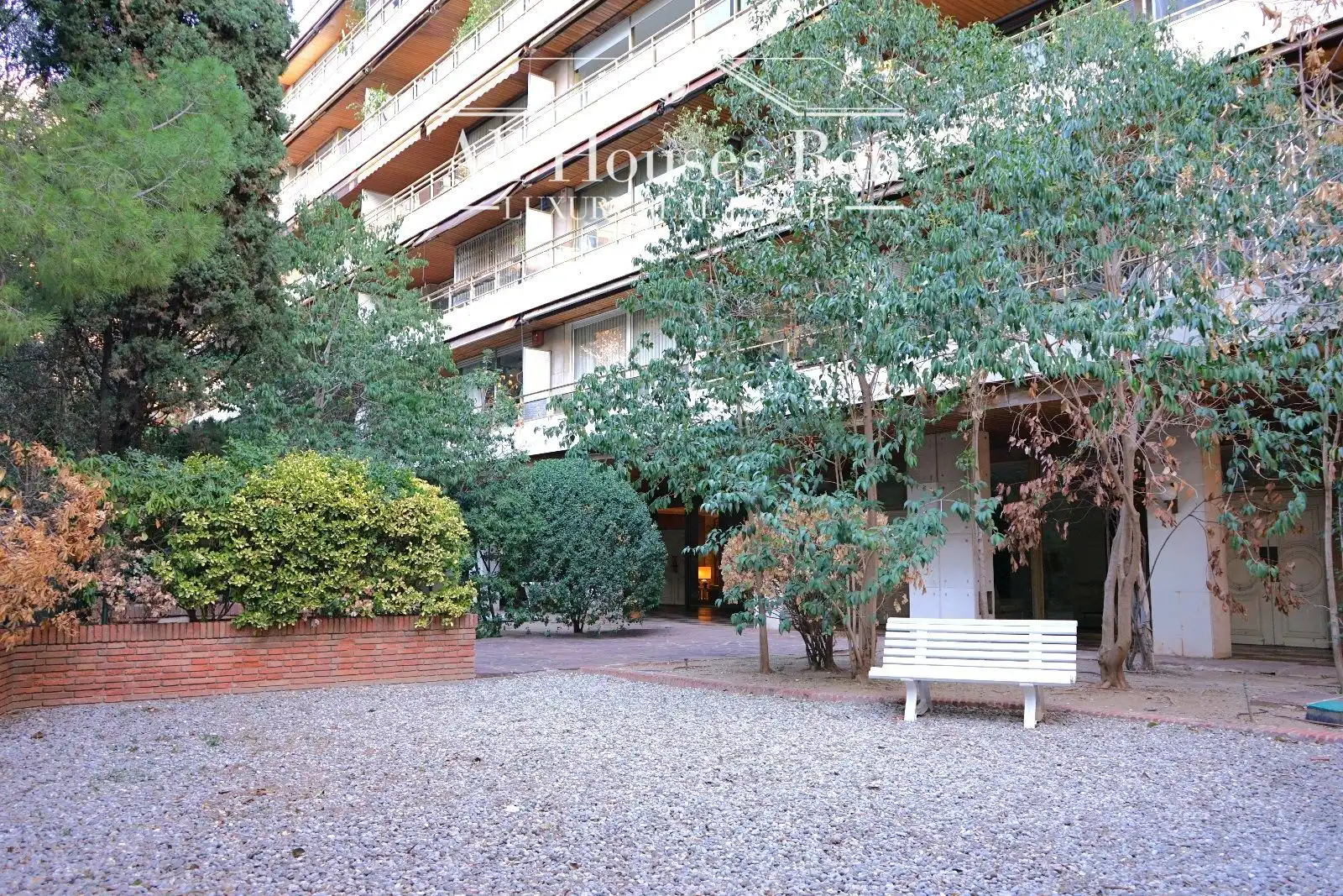 Vista exterior de Àtic en venda en Barcelona amb Aire condicionat, Calefacció i Terrassa