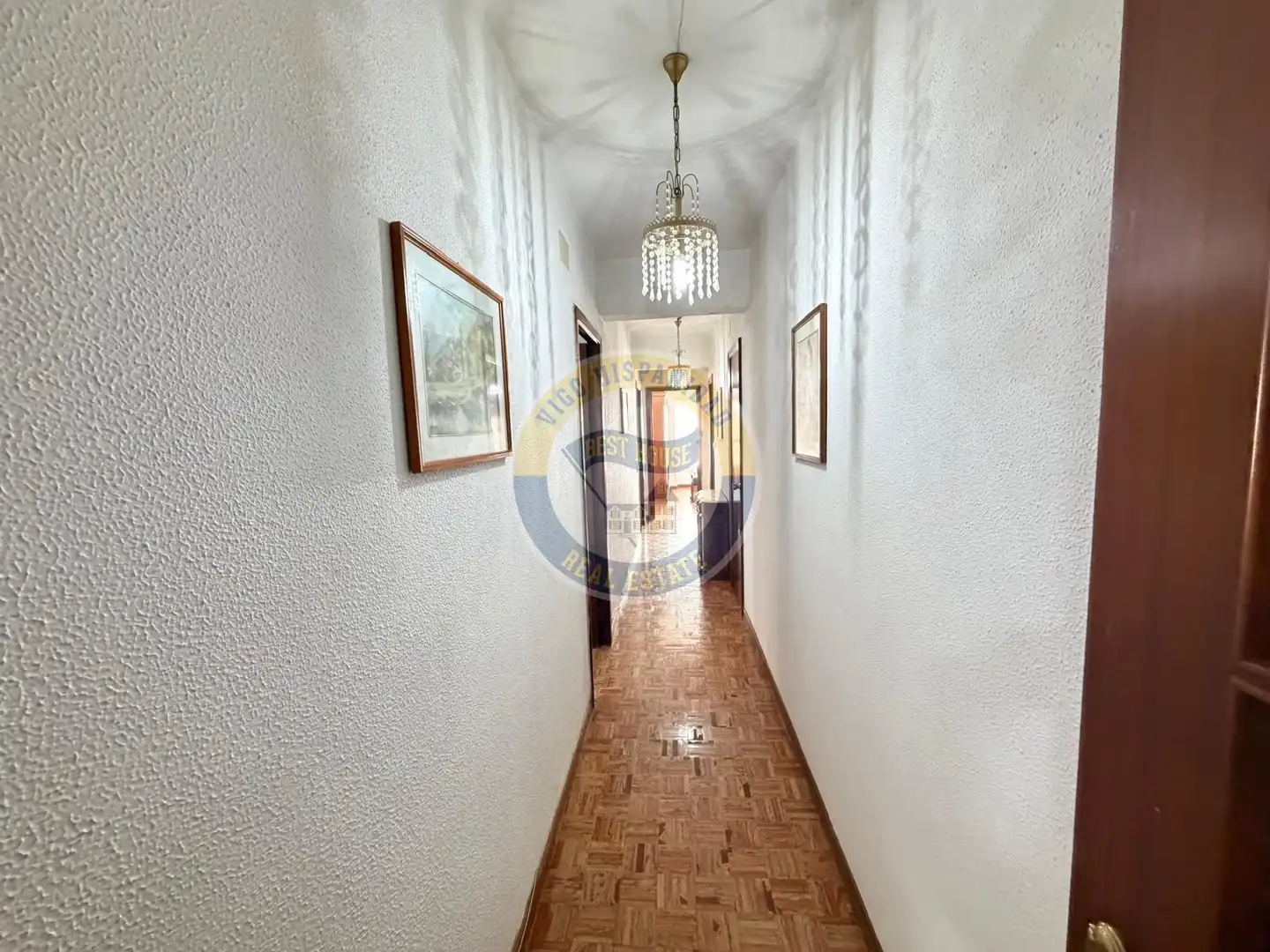 Piso de alquiler en Vigo  con Calefacción, Parquet y Amueblado