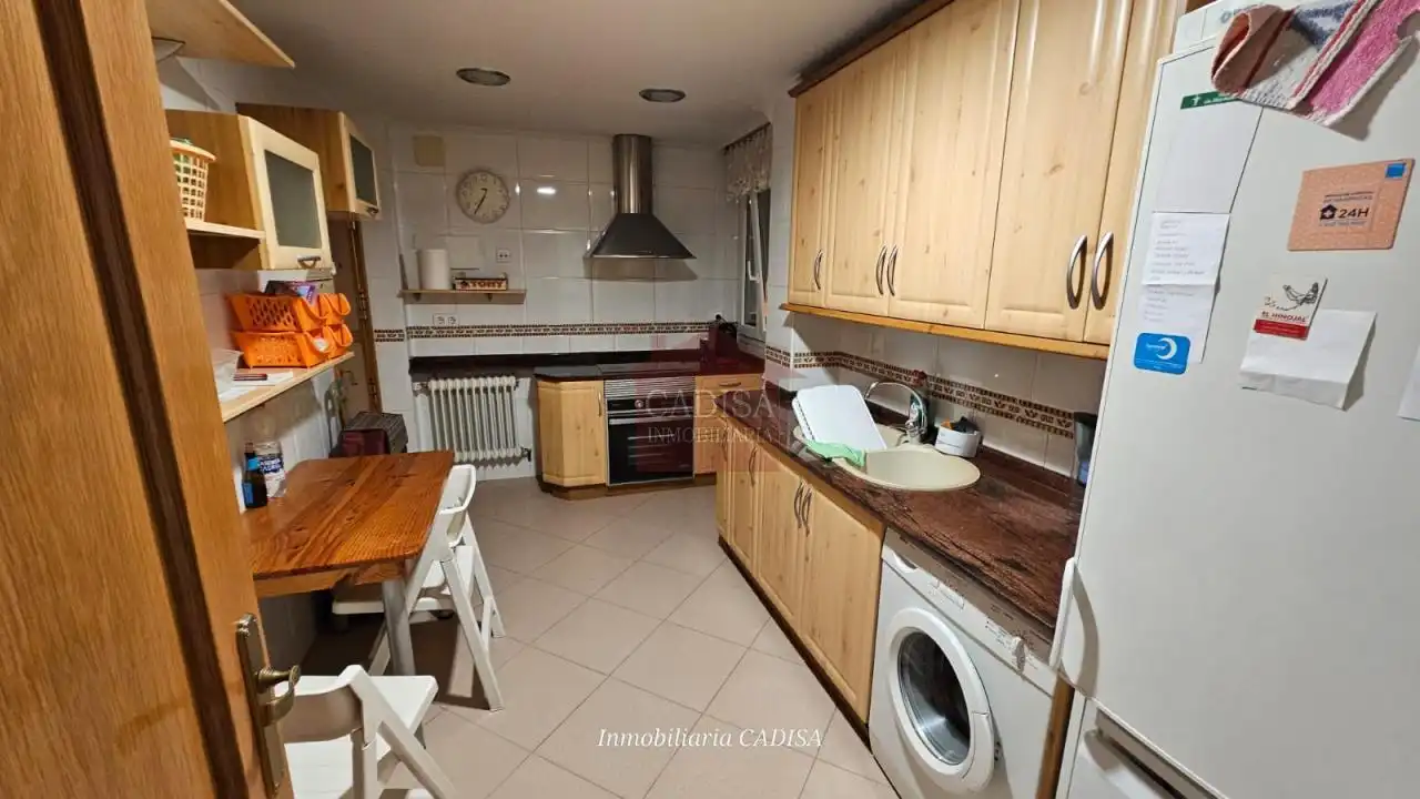 Kitchen of Flat for rent in Salamanca  with Air Conditioner, Heating and Furnished