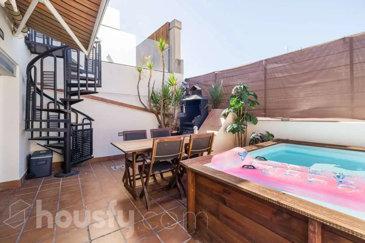 Terraza de Dúplex en venta en Badalona con Terraza