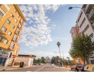 Exterior view of Apartment to rent in Badajoz Capital  with Air Conditioner and Balcony