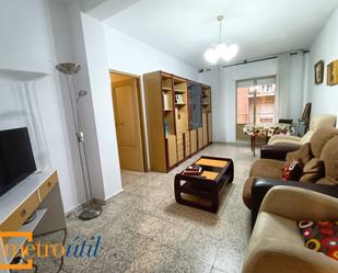 Living room of Flat for sale in Salamanca Capital  with Heating and Balcony