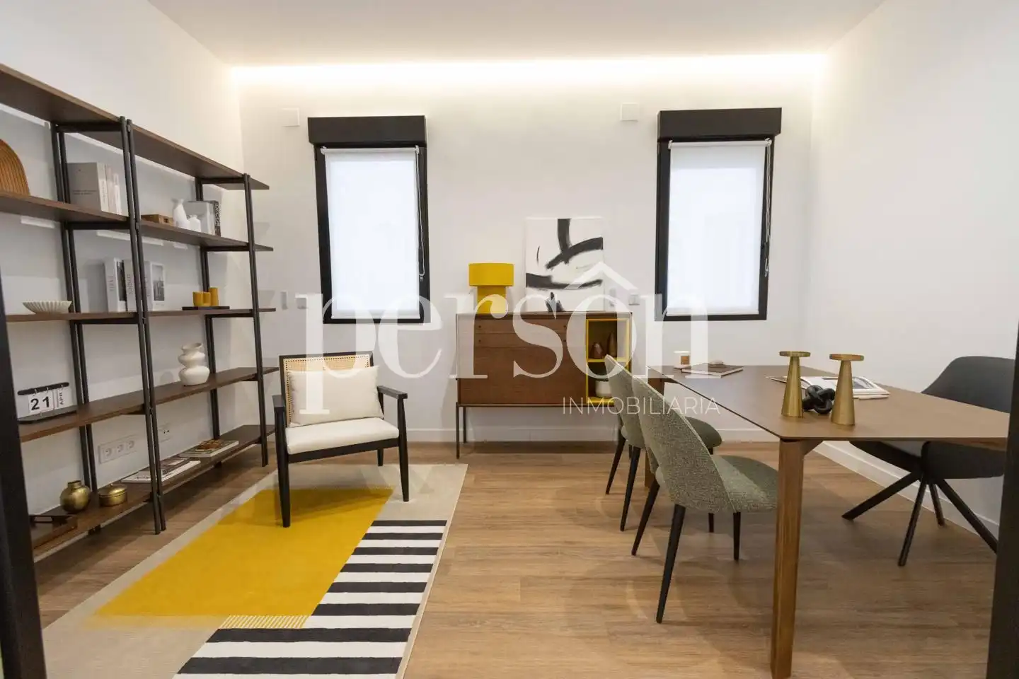 Sala d'estar de Pis en venda en Valencia amb Aire condicionat, Parquet i Moblat