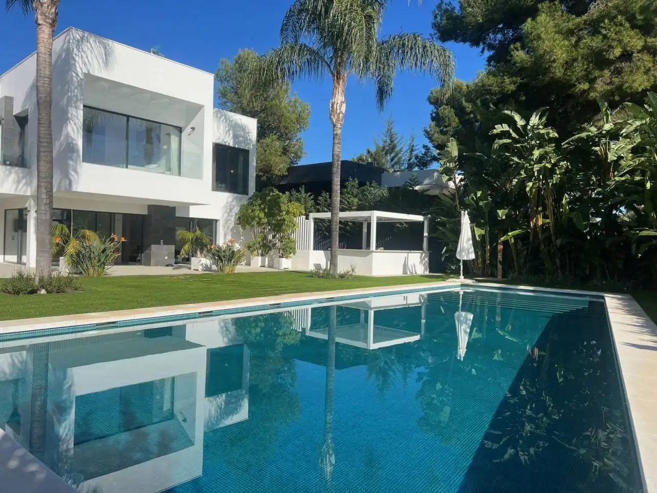 Villa con piscina in vendita a Calle PIZARRA 10, imagen 2