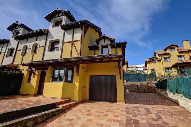 Casa-chalet en Venta en N/A en Piedras Blancas