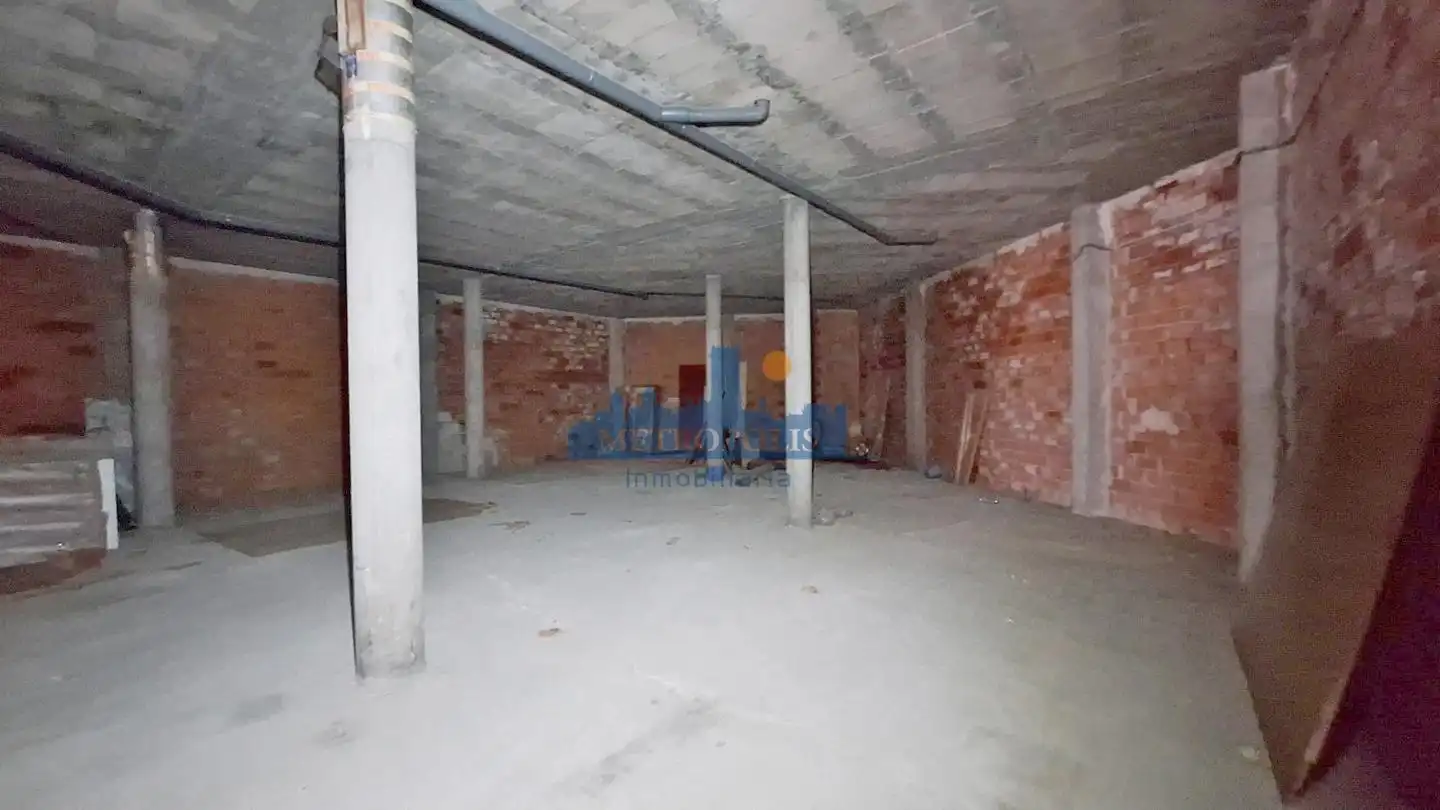 Local comercial de lloguer a Carrer Federico García Lorca, imagen 3