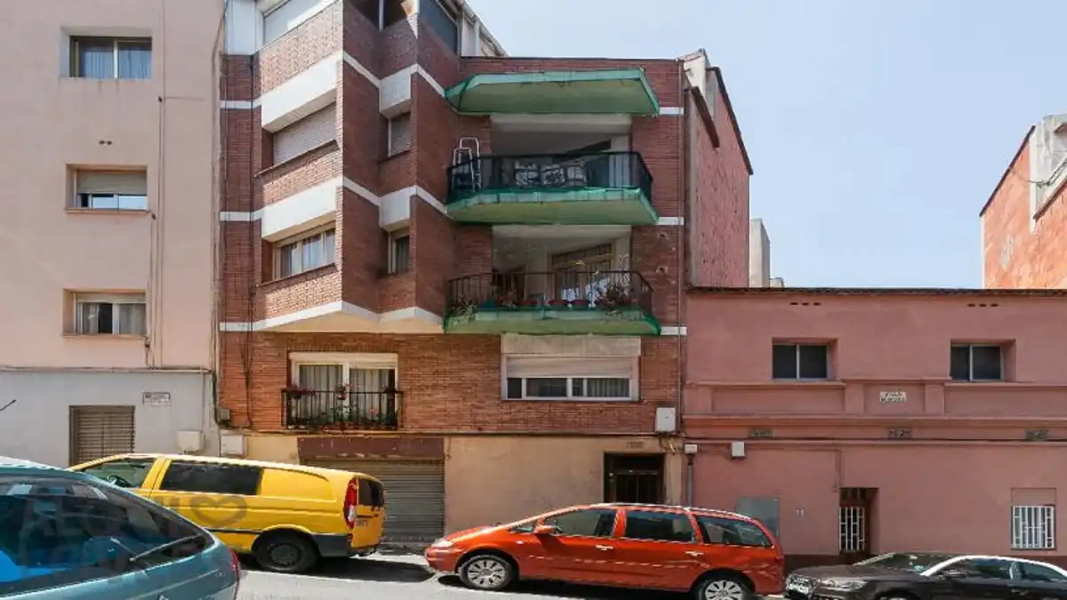 Exterior view of Flat for sale in Santa Coloma de Gramenet