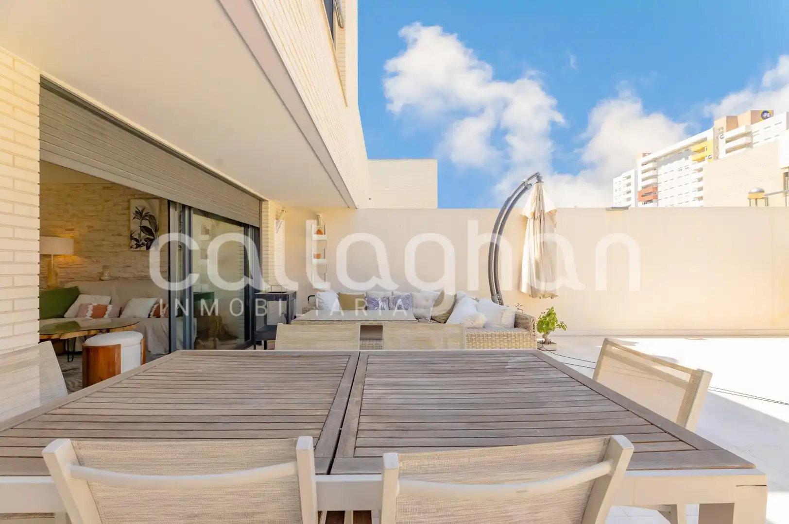 Terrace of Detached homes for rent in Paterna  with Air Conditioner, Heating and Private garden