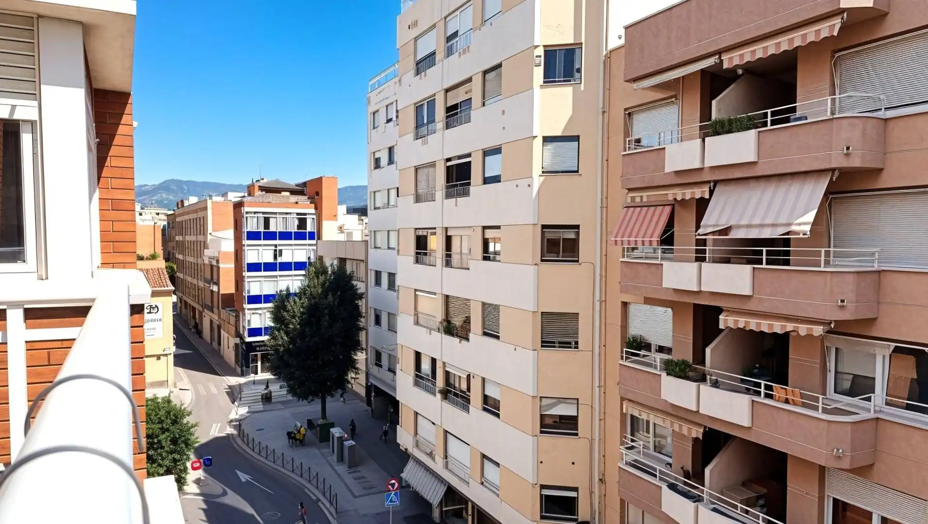 Vista exterior de Pis de lloguer en Reus amb Aire condicionat, Calefacció i Moblat