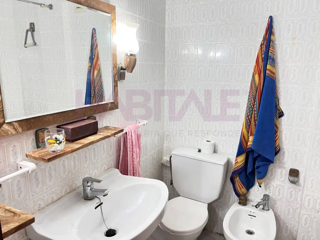 Badezimmer von Wohnung zum Verkauf in Valencia