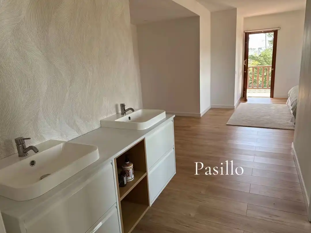 Baño de Casa o chalet en venta en Las Rozas de Madrid con Aire acondicionado, Calefacción y Jardín privado