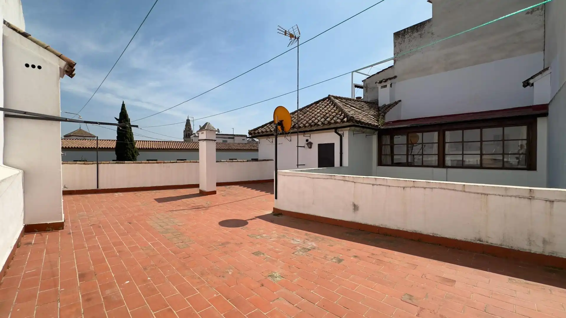 Vista exterior de Casa o chalet en venta en Córdoba con Terraza, Trastero y Amueblado