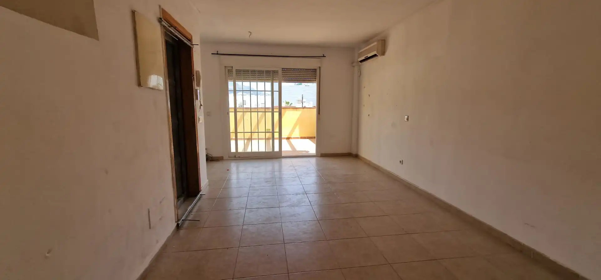Sala d'estar de Pis en venda en Mijas amb Terrassa