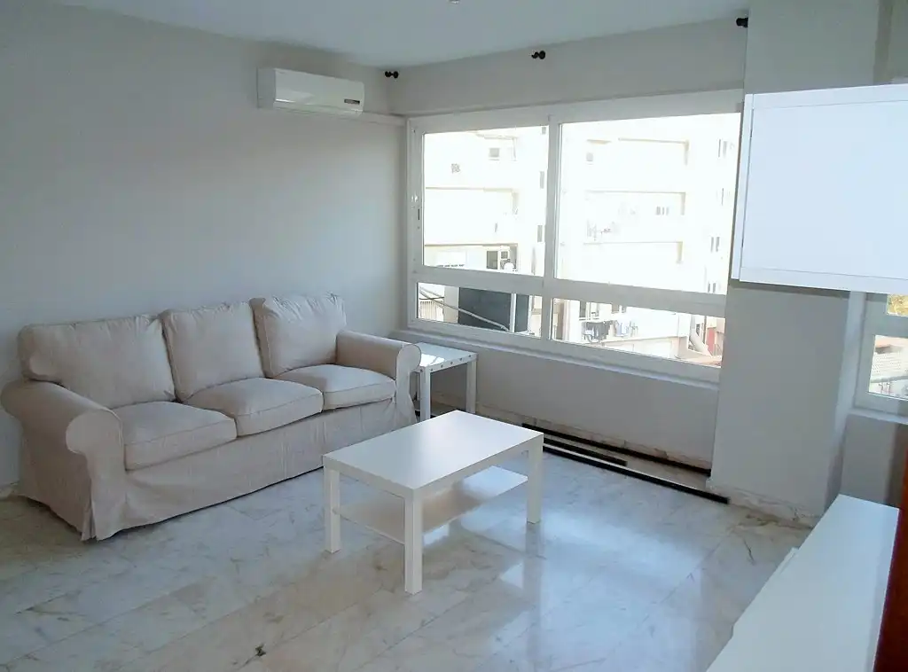 Sala de estar de Piso de alquiler en Valencia con Aire acondicionado, Calefacción y Amueblado