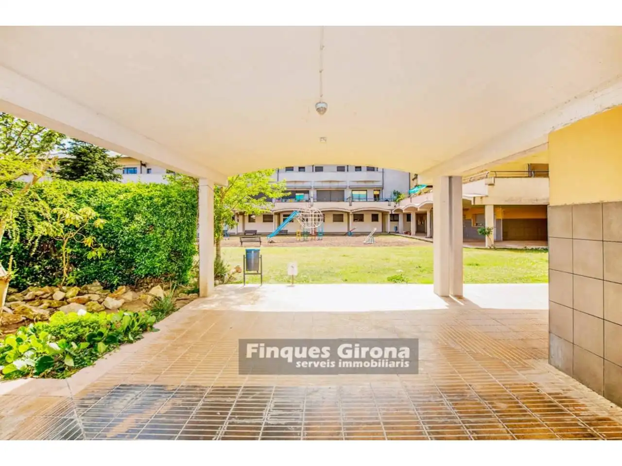 Exterior view of Flat for sale in Girona