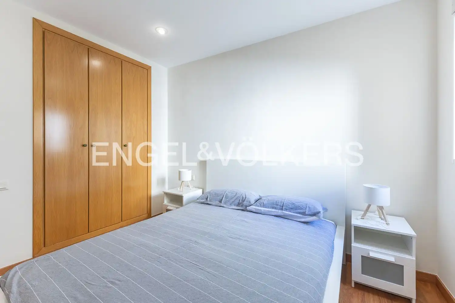 Habitación de Piso de alquiler en Valencia con Aire acondicionado, Calefacción y Parquet