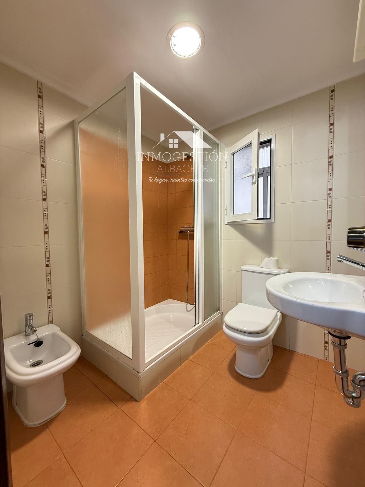 Flat for sale in ALBARDEROS, Centro