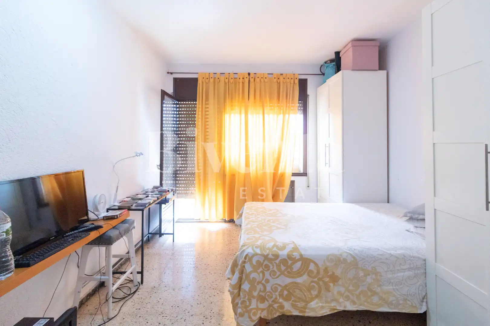 Habitación de Piso en venta en El Vendrell con Balcón
