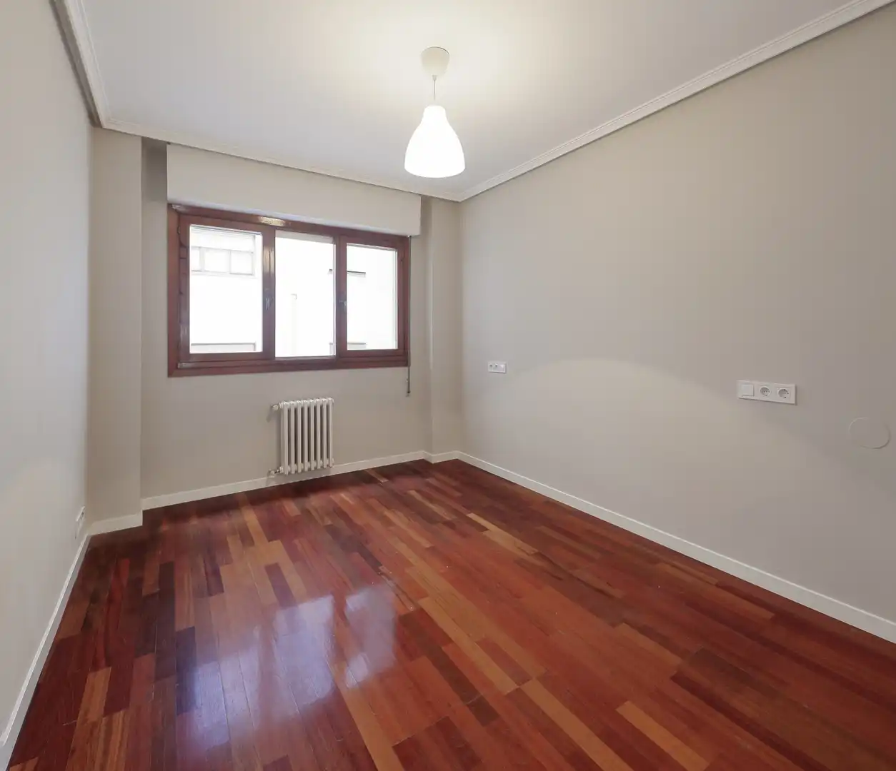 Bedroom of Flat for sale in Gijón   with Heating, Parquet flooring and Storage room