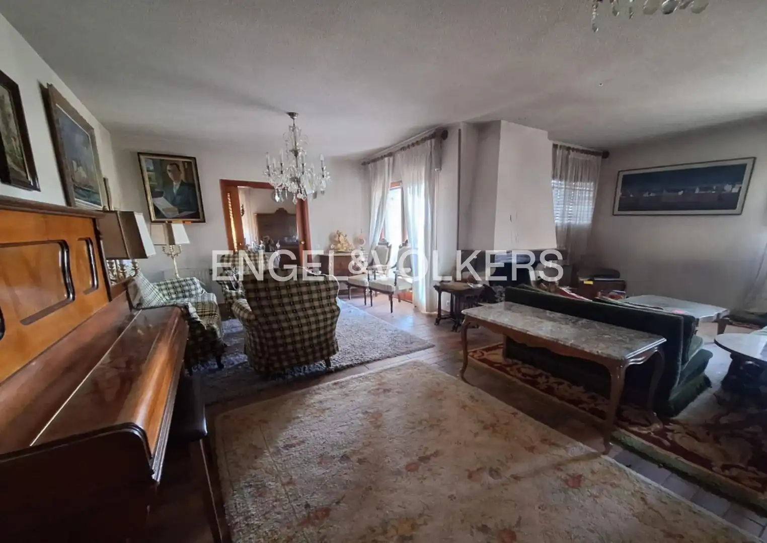 Sala de estar de Casa o chalet en venta en Las Rozas de Madrid con Calefacción, Jardín privado y Terraza