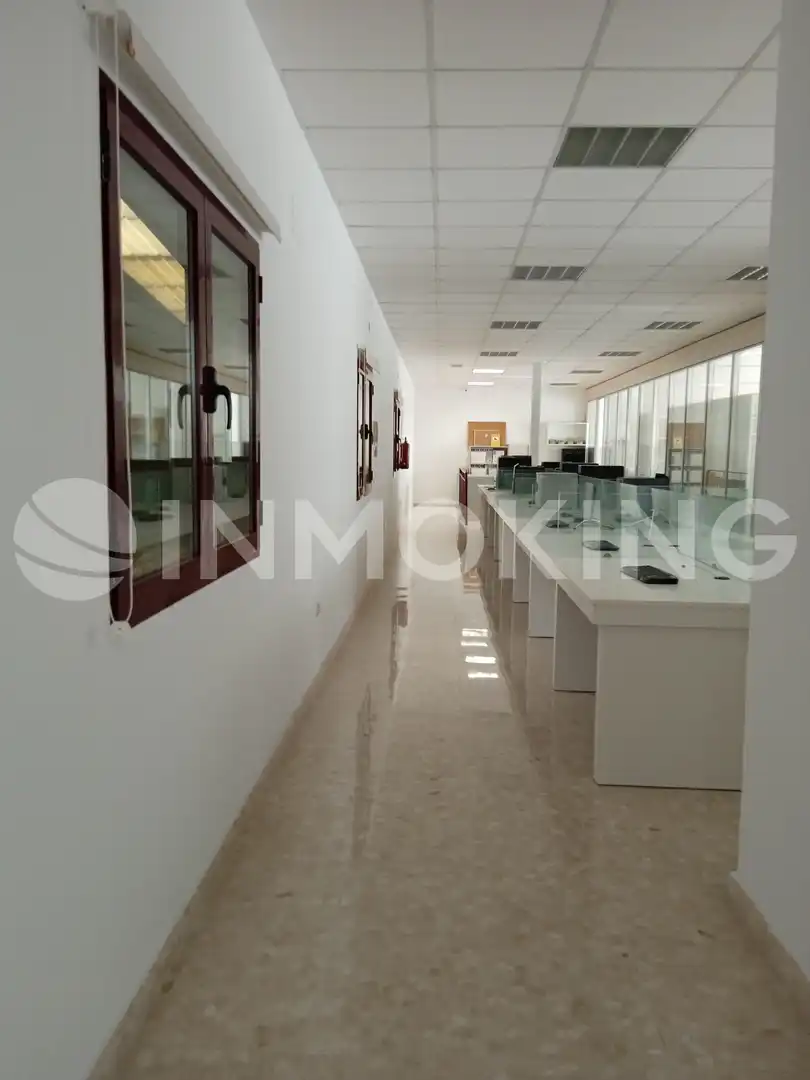 Fabrikhallen zur Miete in Casarrubios del Monte mit Heizung