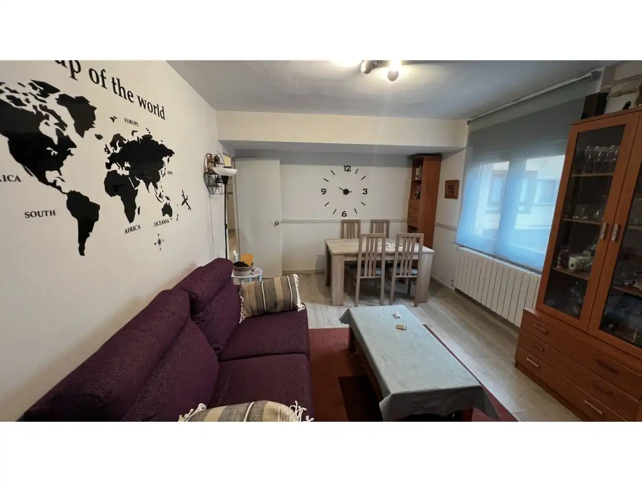 Sala de estar de Piso en venta en Espinosa de los Monteros con Calefacción, Terraza y Amueblado