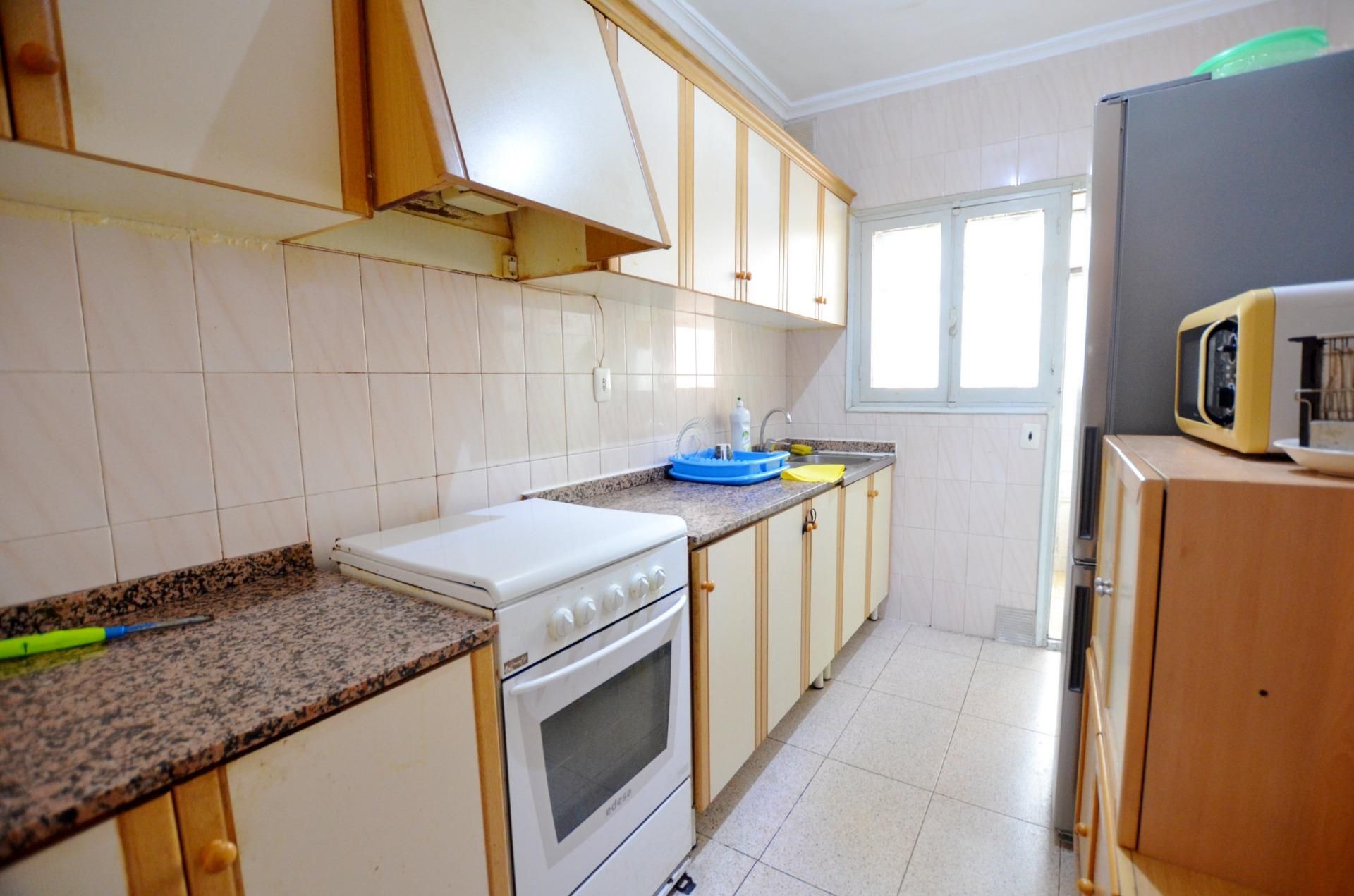 Cocina de Piso en venta en Alicante / Alacant con Balcón