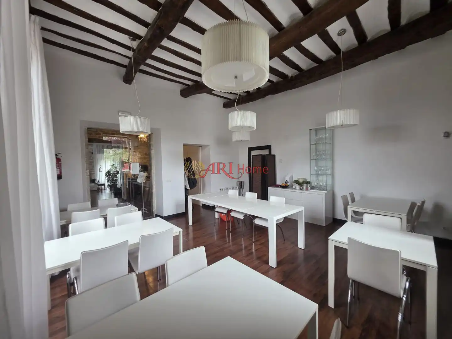 Buildings for sale in Quintanilla San García