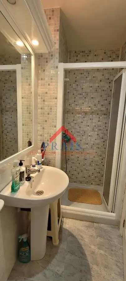 Baño de Casa adosada en venta en Utrera con Aire acondicionado, Trastero y Amueblado