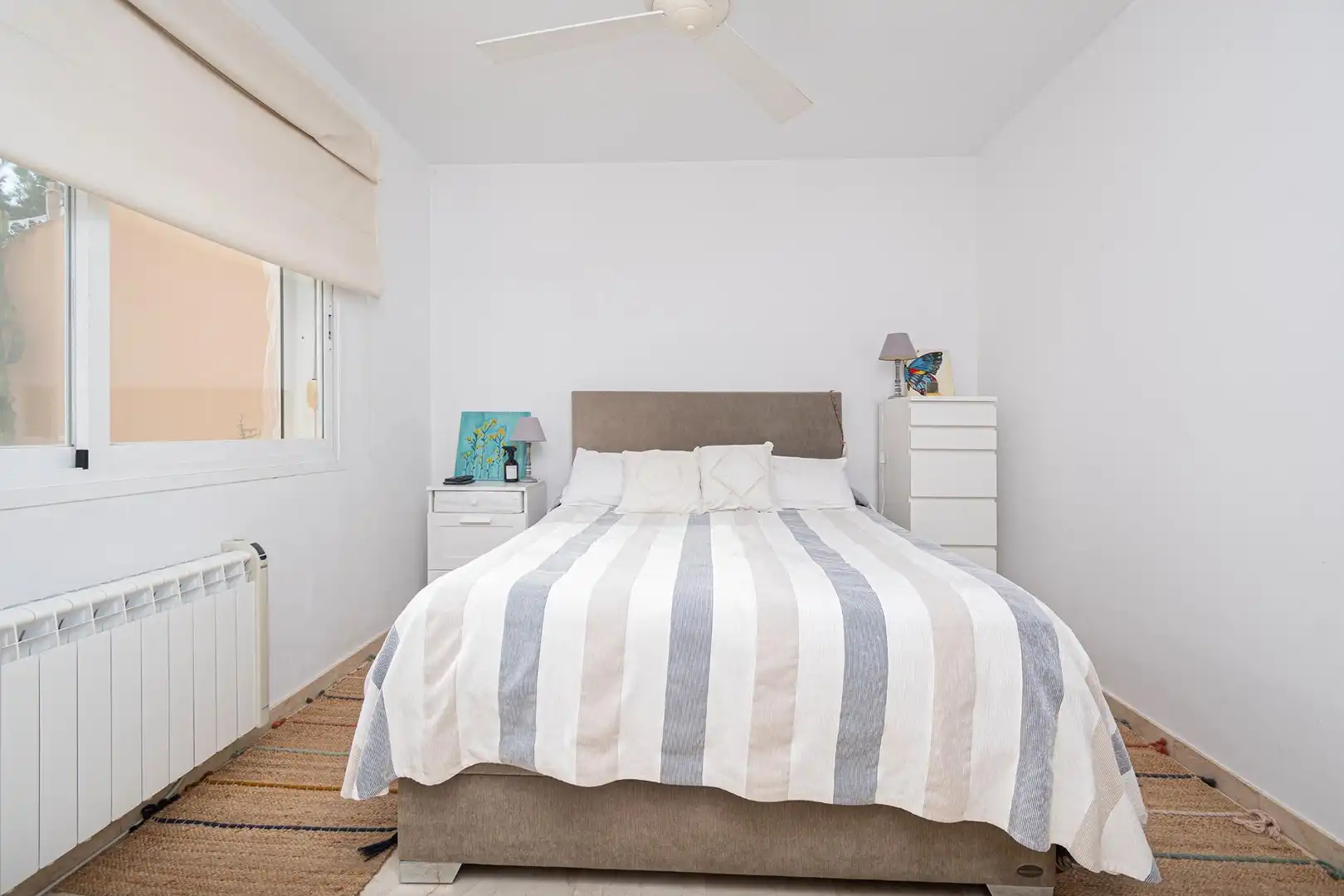 Habitación de Casa adosada en venta en  Palma de Mallorca con Aire acondicionado, Calefacción y Jardín privado