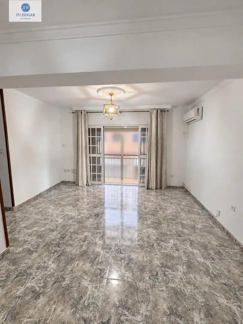 Piso con ascensor en venta en La Paz