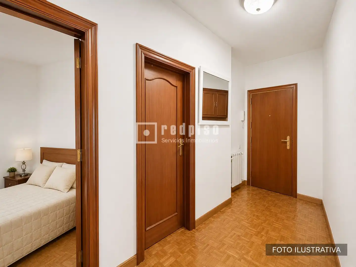 Bedroom of Flat for sale in Barcelona