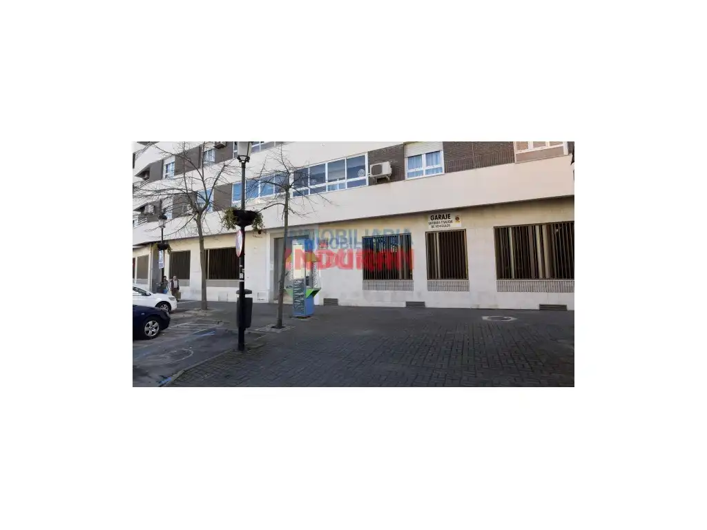 Gewerbefläche zum Verkauf in Navalmoral de la Mata