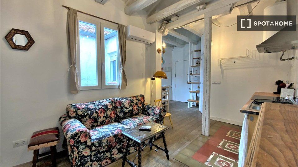 Flat to rent in Universidad - Malasaña