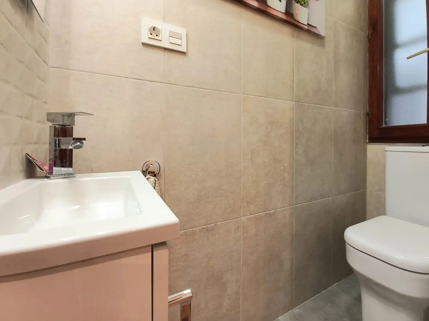 Baño de Piso en venta en Zona Sur - Barrio Cortes