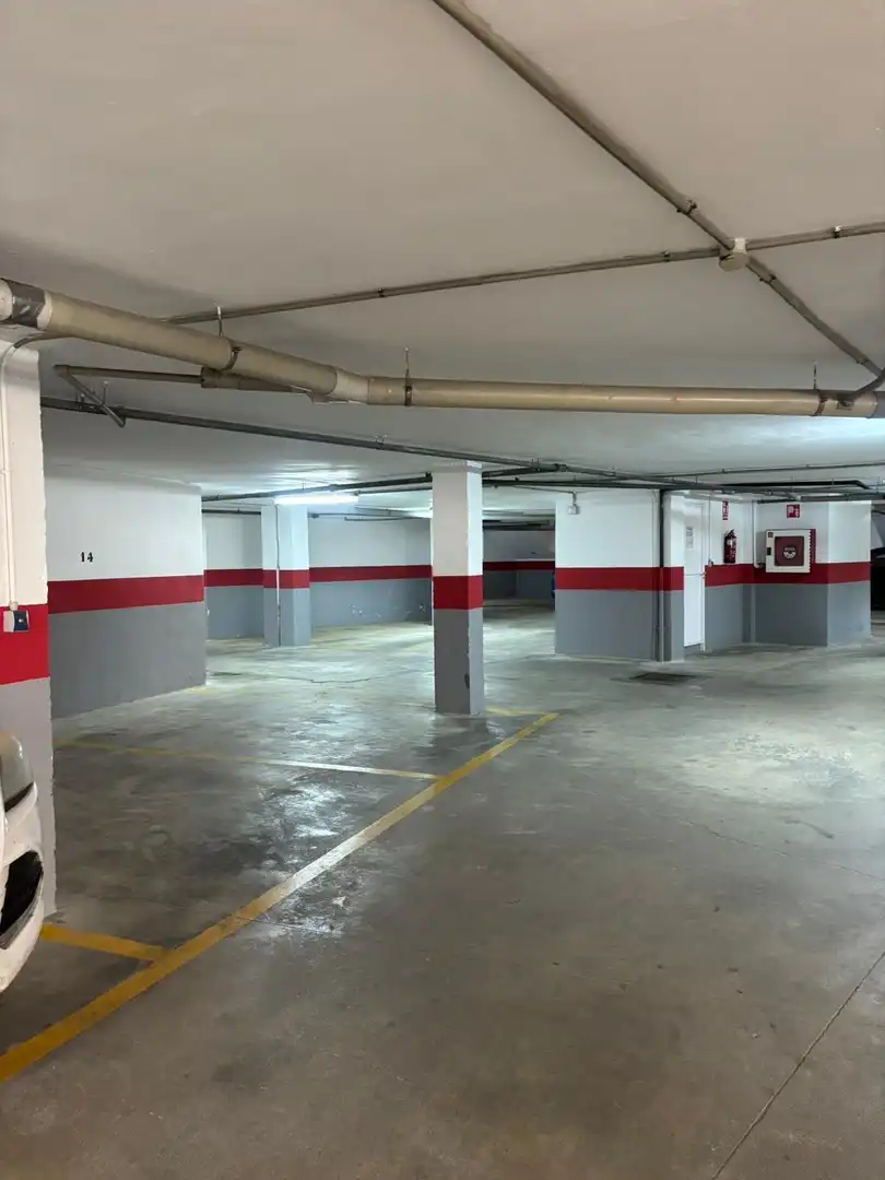 Einzelparkplatz zum Verkauf in Centro, imagen 2