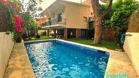 Swimming pool of House or chalet for sale in Castelldefels  with Air Conditioner, Heating and Private garden