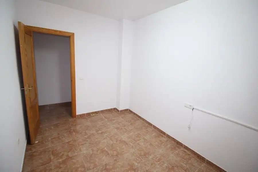 Habitación de Casa o chalet en venta en Torrox con Aire acondicionado, Calefacción y Jardín privado