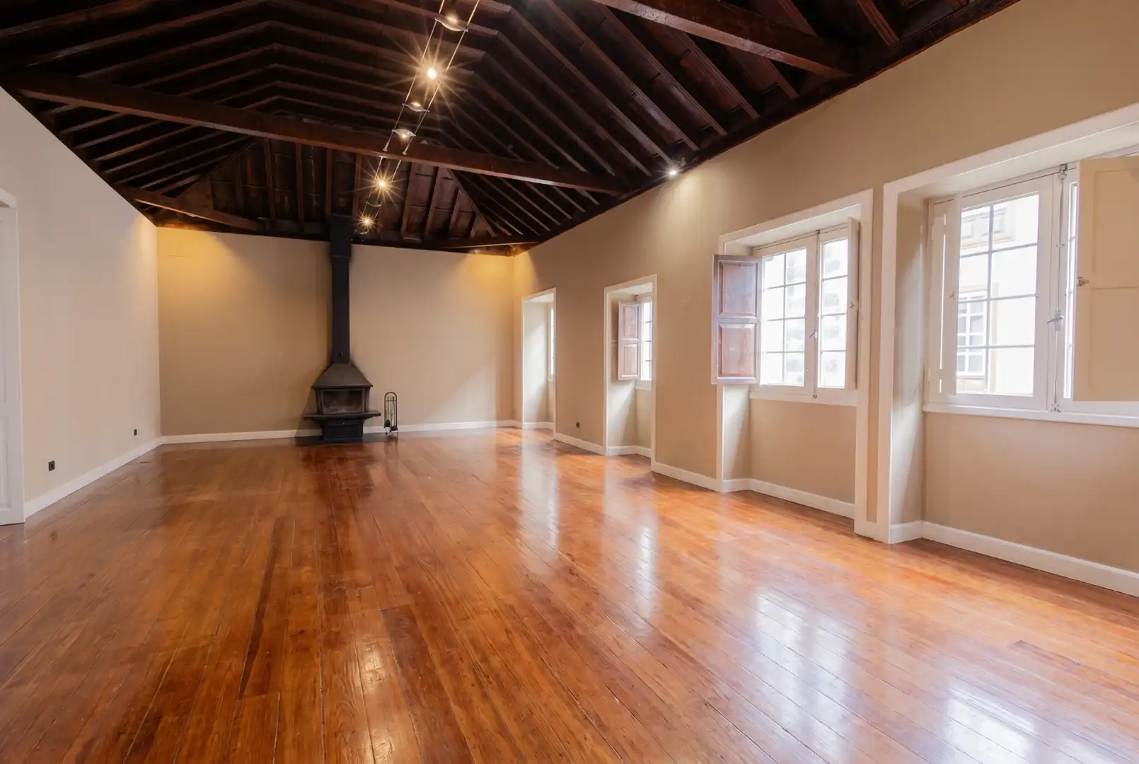 Sala d'estar de Casa o xalet en venda en La Orotava amb Jardí privat, Parquet i Moblat