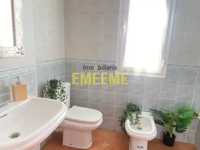 Casa aparellada amb terrassa en venda a Cuevas del Becerro, imagen 37