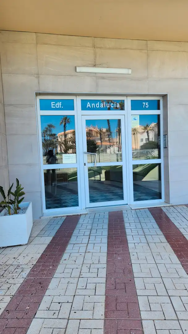 Apartamento de alquiler en Avenida el Faro, 75, Centro Internacional