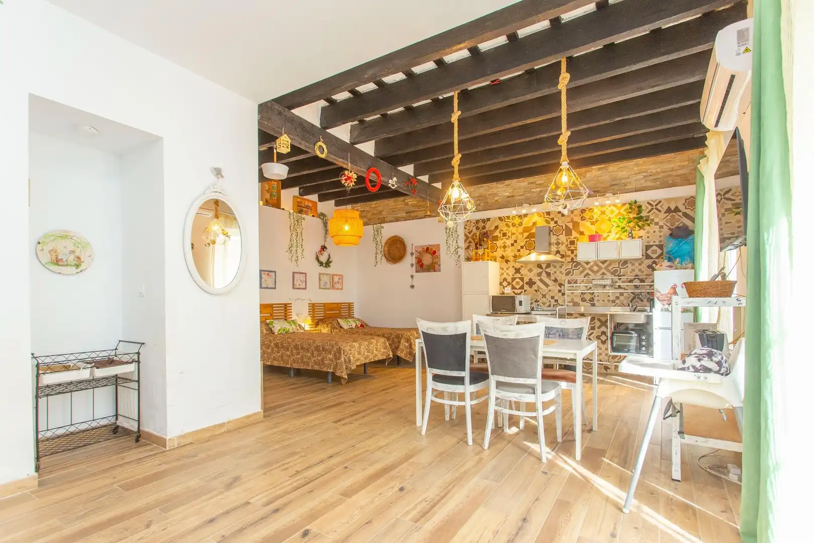 Sala d'estar de Apartament en venda en Jerez de la Frontera amb Calefacció i Moblat