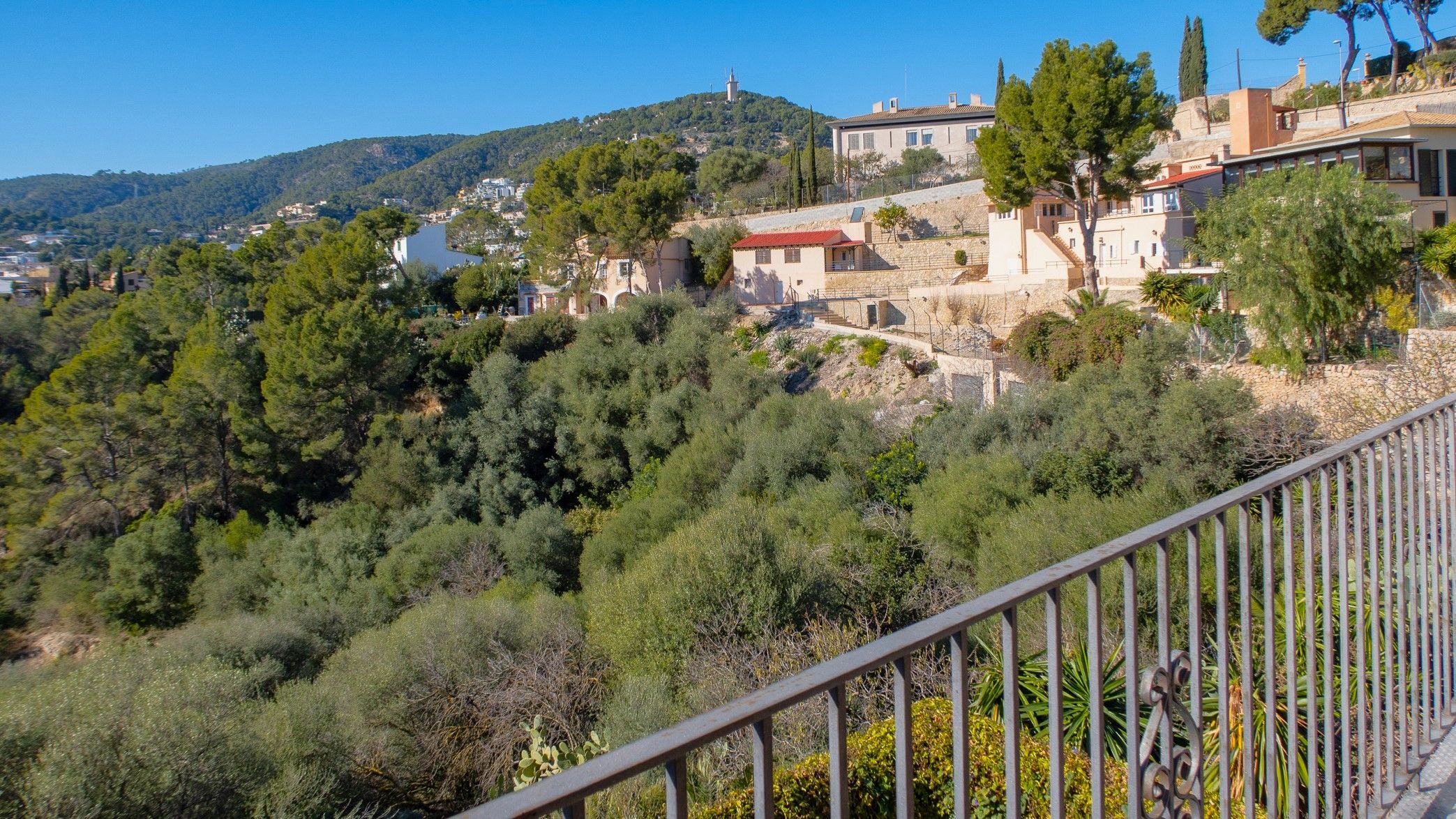 Single-family semi-detached to rent in La Bonanova